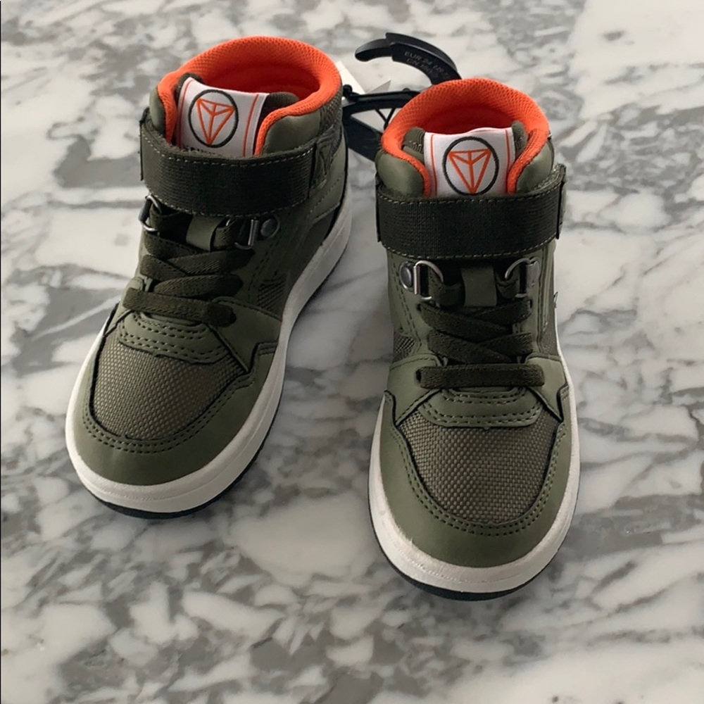 Free sneakers brand new